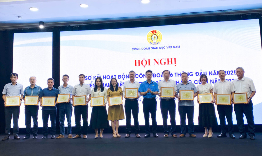 Công đoàn Giáo dục Việt Nam tiếp tục đổi mới nội dung, hình thức hoạt động